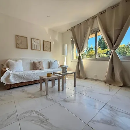 Jolie A 400m De La Cite Medievale Accommodatie bij particulieren