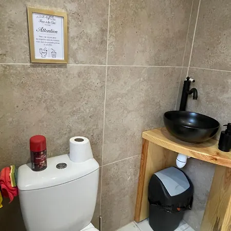 Jolie A 400m De La Cite Medievale Accommodatie bij particulieren *